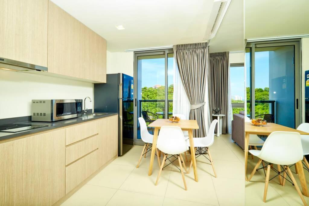 Unixx By Tech Apartment Pattaya